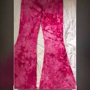 2XL New With Tags Pink Bell Bottom Yoga Pants